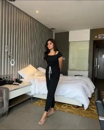 Call Girls Service in Andrott